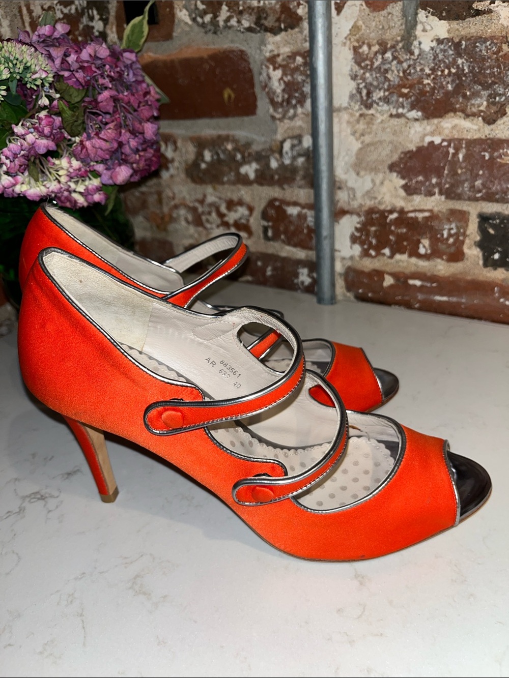 Boden Orange Peep-Toe Triple-Strap Heels sz 7 Euc 40
